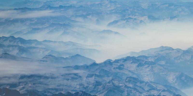 交叉模式:解码中国时尚与生活方式的融合新实践