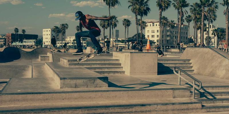 北斗织网，遥感绘田：空间信息技术如何重塑中国智慧物流与精准农业新时尚